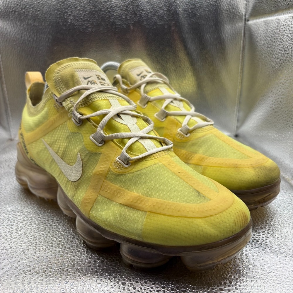 Size 9.5 Nike Air Vapormax 2019 Luminous Green Womens Running Shoes CI1246-302